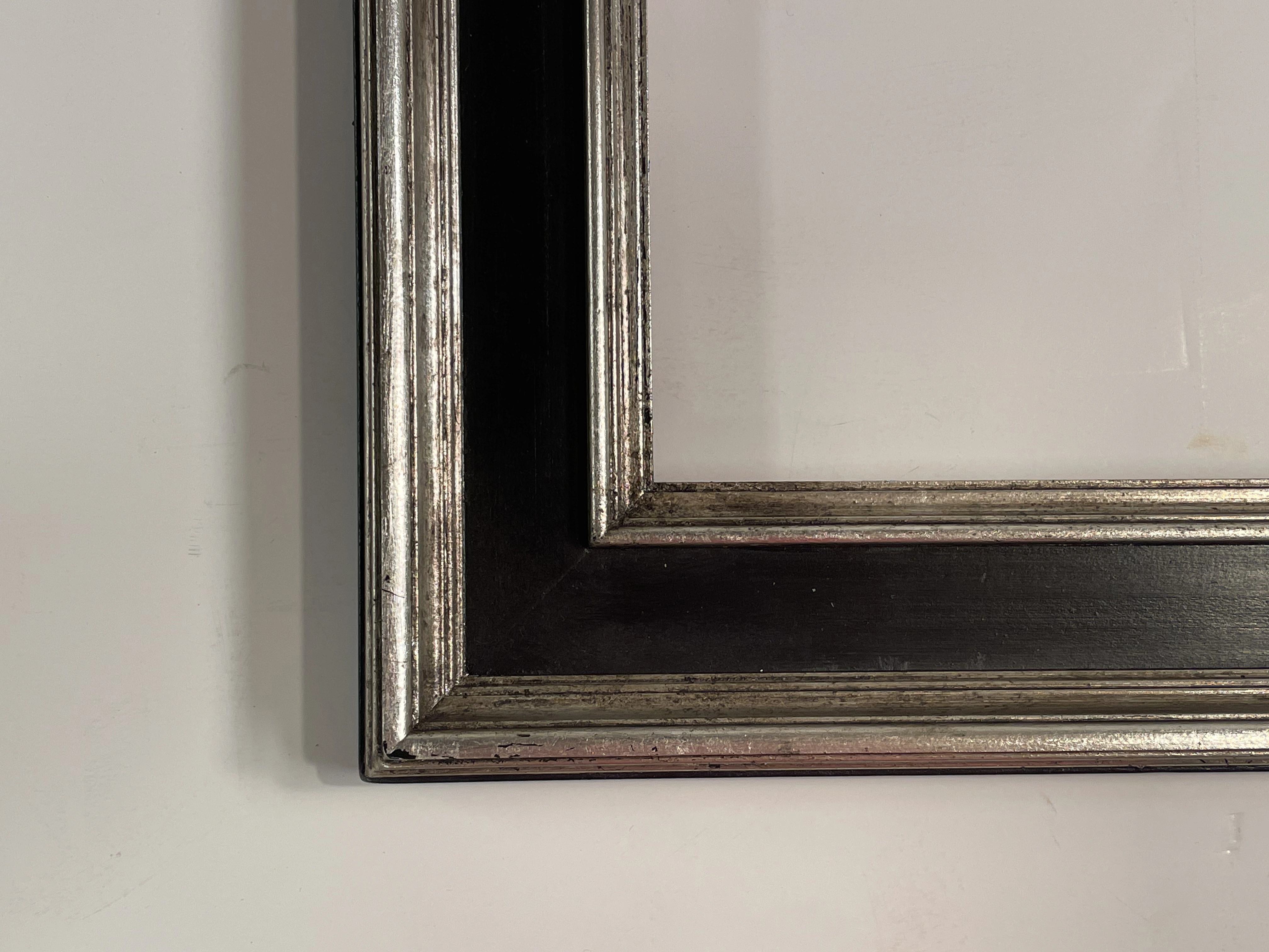 Salford frame corner detail